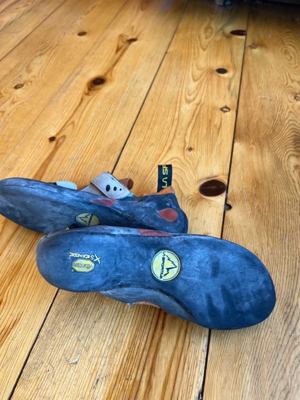 La Sportiva Men’s Climbing Shoes in Gray and Orange - Picture 3 of 4